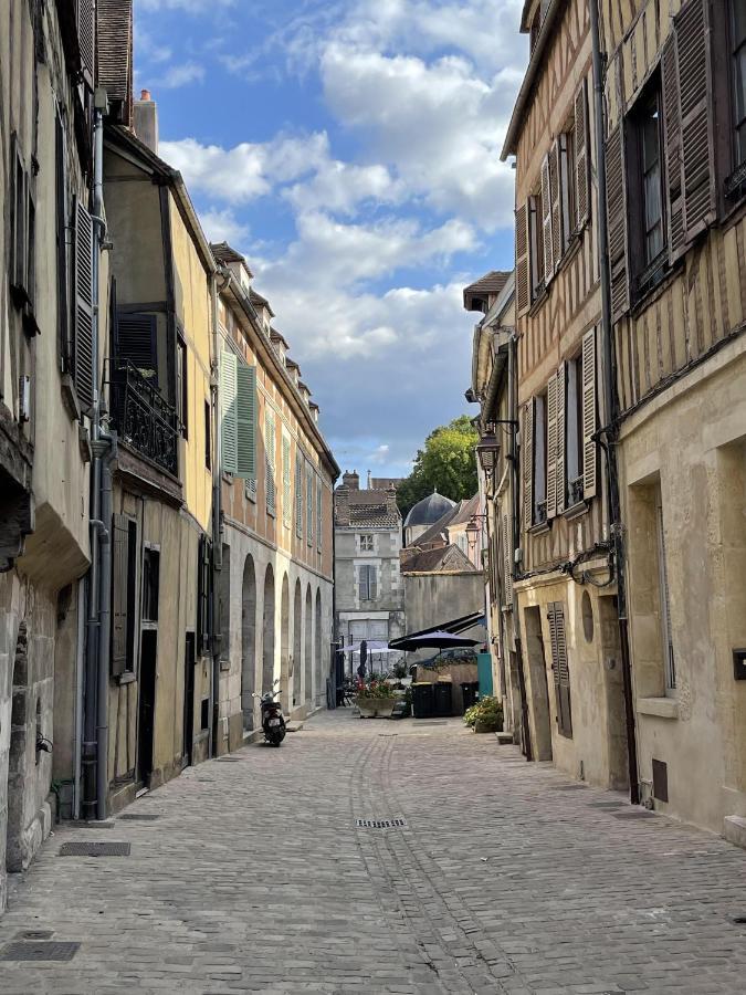 Appartement Le Paul Bert Auxerre Les Quais 2 Personnes Exterior foto